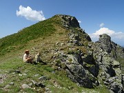 65 A sx la cima del Ponteranica centrale (2372 m), a dx quella del Ponteranica occ. (2370 m)